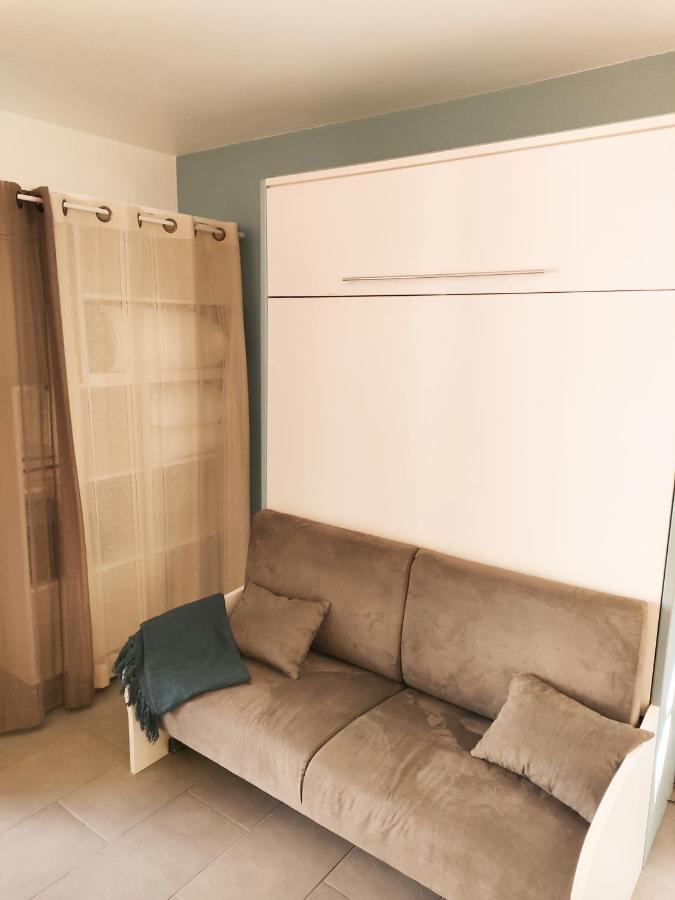 Mas Vallcrosa Studio Calme Et Confortable Avec Piscine Camélas Екстериор снимка